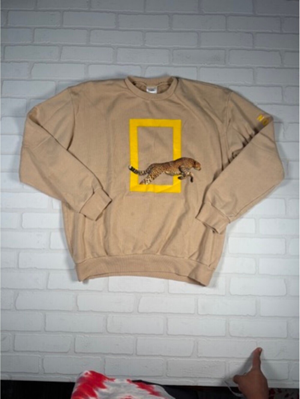 National Geographic Love Your Melon Tan Crewneck Sweatshirt Medium Made in USA